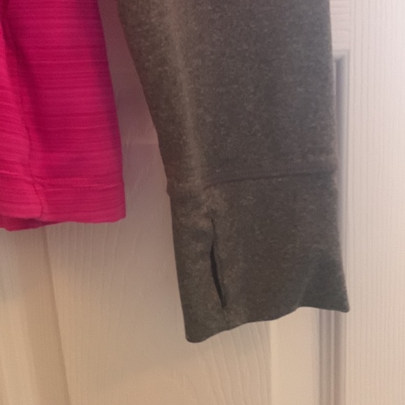 Hot pink athletic pullover - Picture 3 of 4